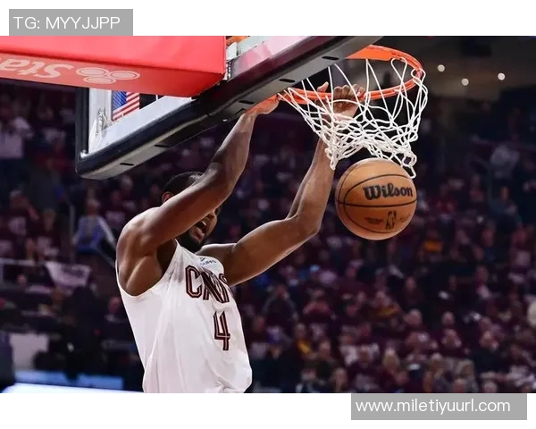 小莫布里半场表现出色7投3中贡献11分3篮板2助攻2盖帽