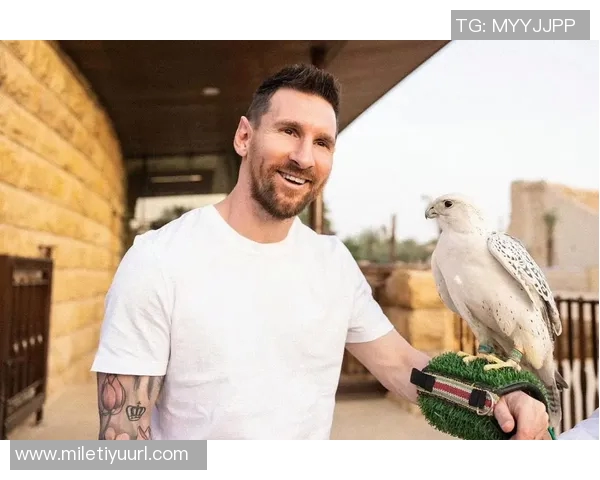 在餐厅偶遇梅西情侣选择不打扰坚守爱情信念