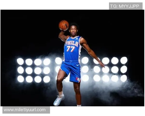 76人新星埃奇库姆表现出色15投6中斩获15分6篮板8助攻3抢断1盖帽