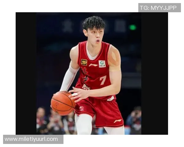 曾凡博海外挑战之路犹豫不决浪费宝贵时间媒体人发声分析